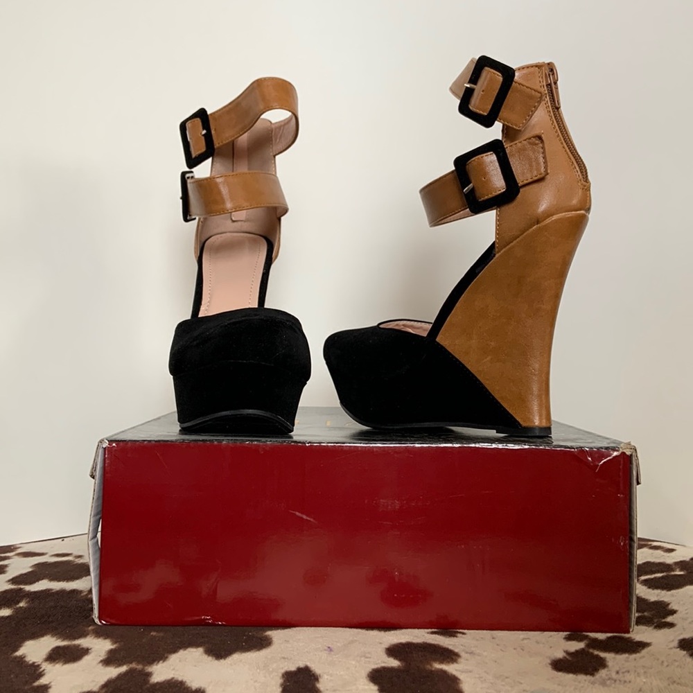 Black and brown suede and faux leather wedges